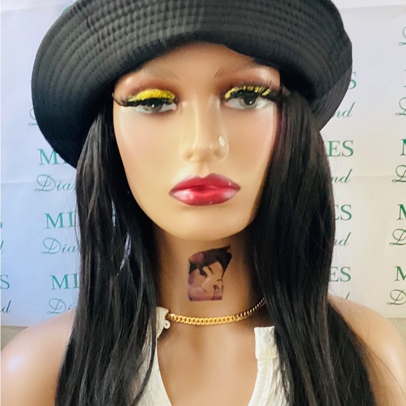 Wig cap come in handy/ bad hair days sometimes our hair doesn't cooperate - Picture 4 of 6